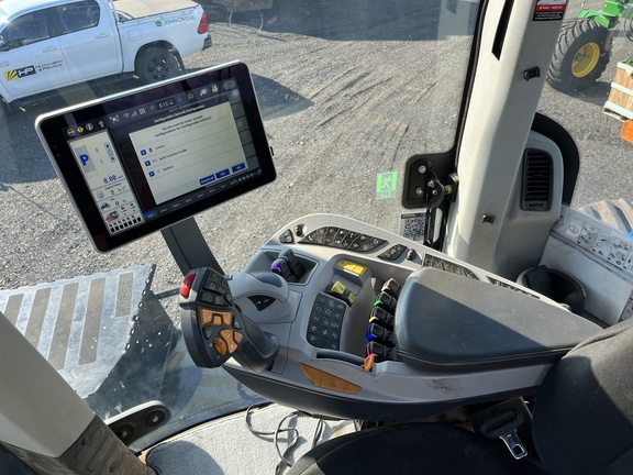 New Holland T9.615 image 12