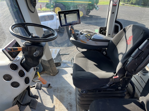 New Holland T9.615 image 9