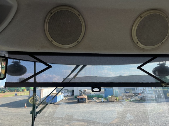 New Holland T9.615 image 16