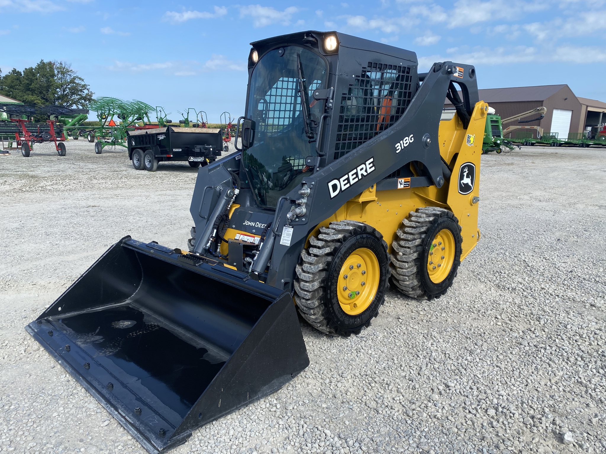 2024 John Deere 318G Image 3