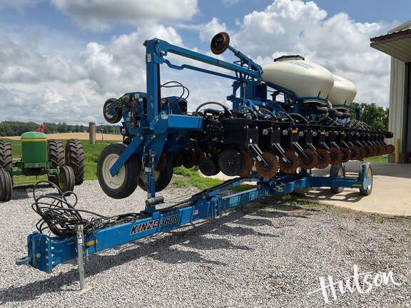 Photo of 2014 Kinze 3600