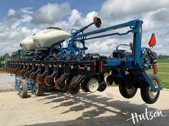 Photo of 2014 Kinze 3600