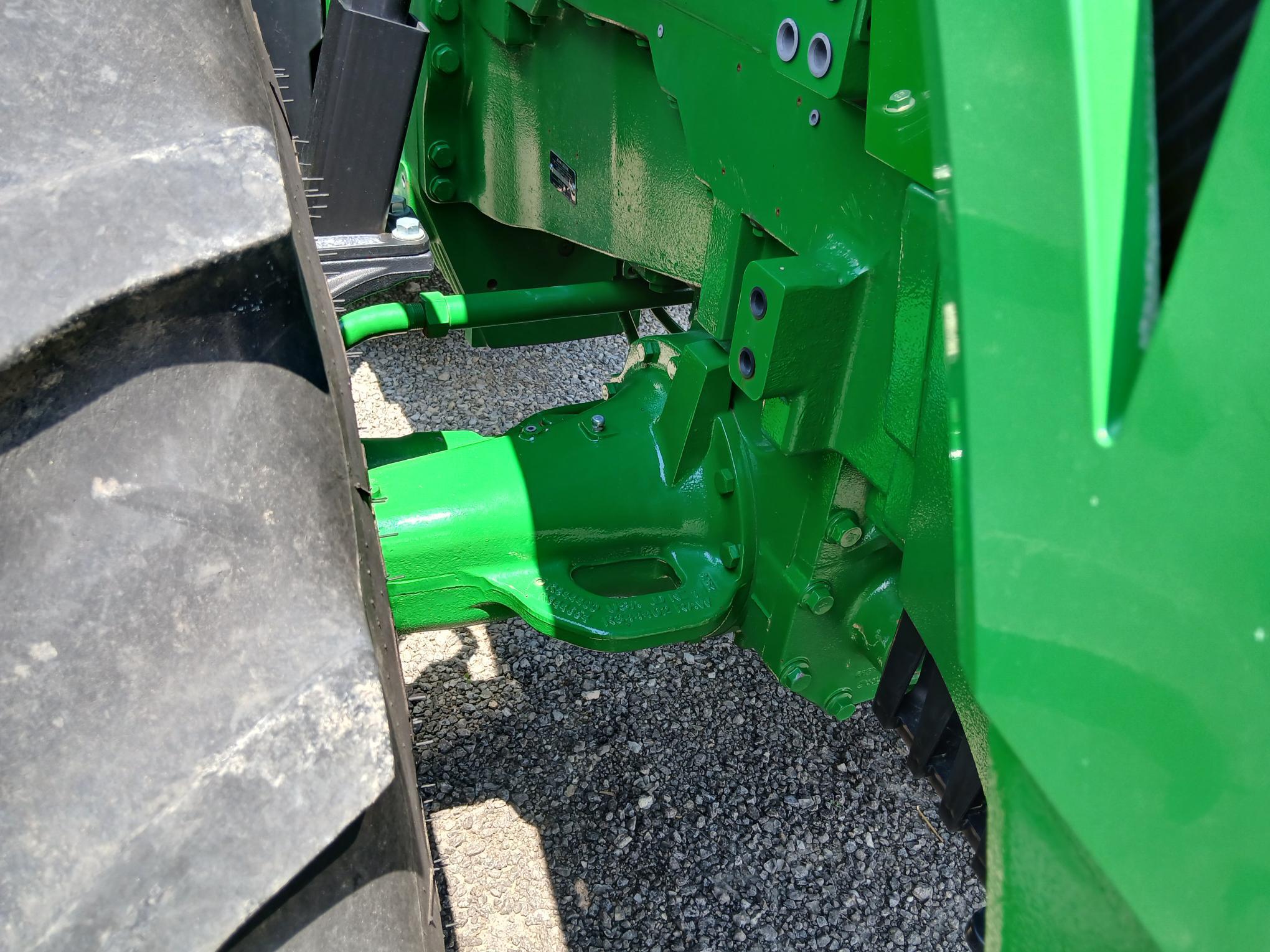 2017 John Deere 8270R Image 5