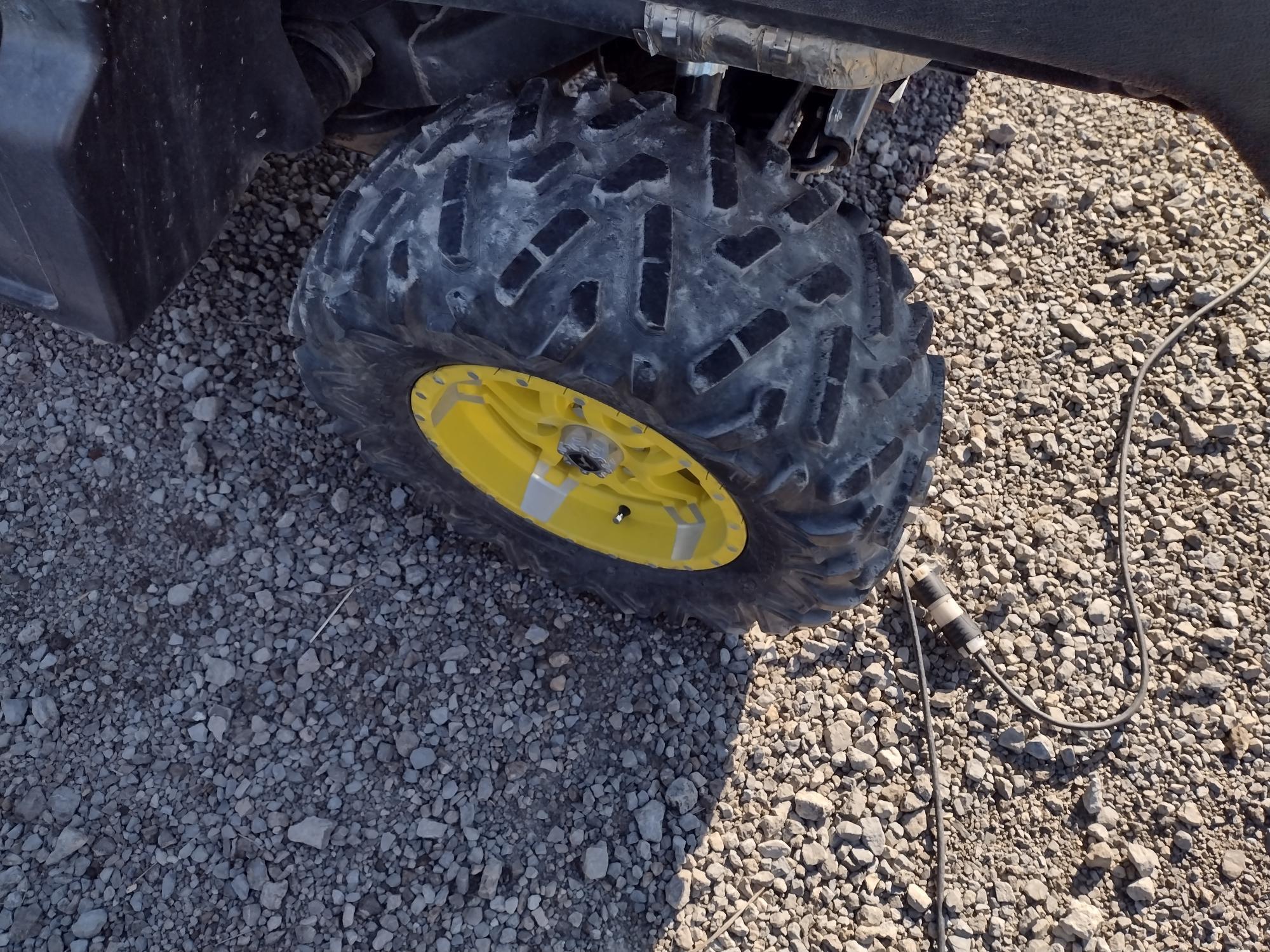 2019 John Deere XUV 835M Image 6