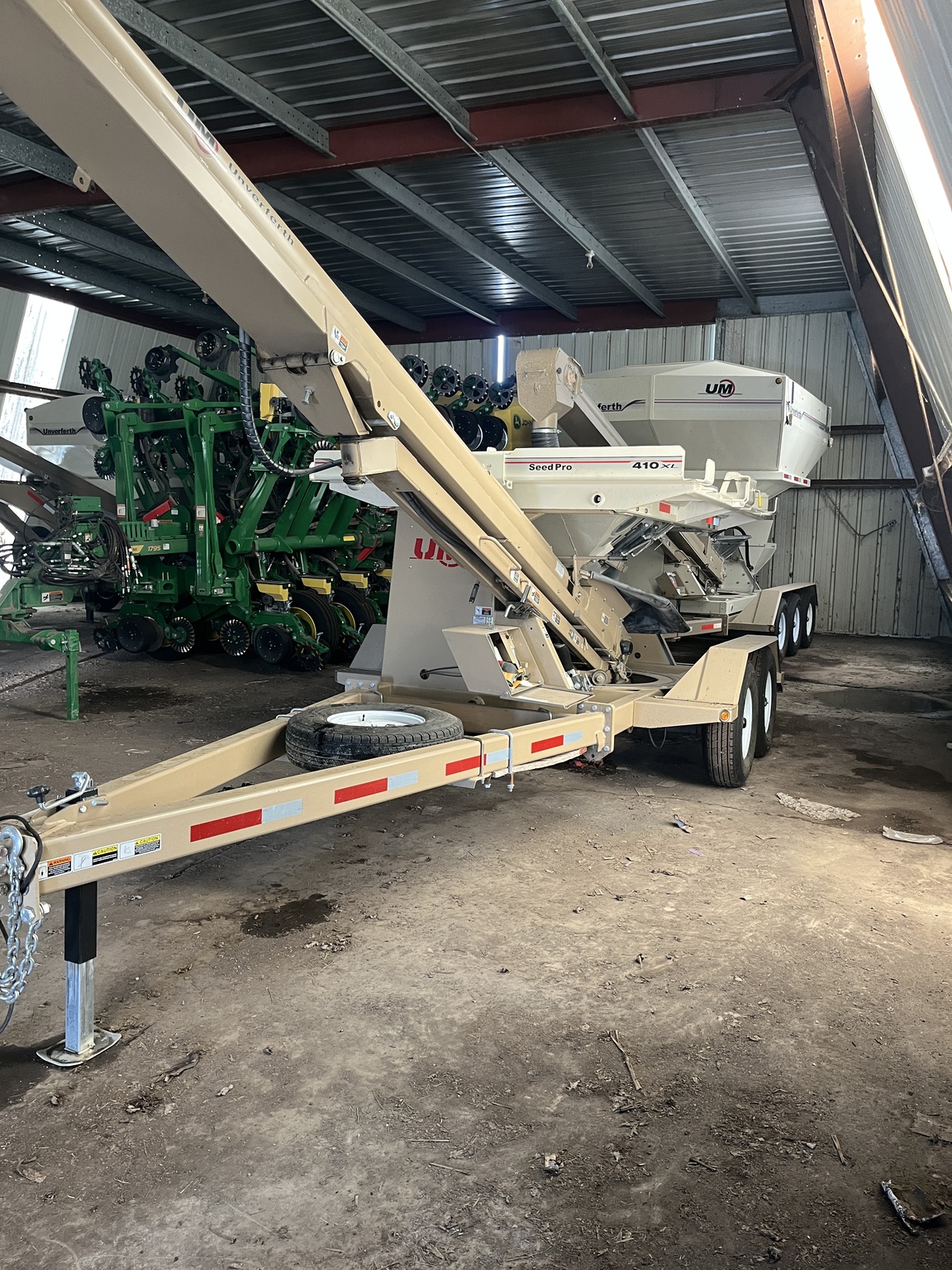  2022 Unverferth 410XL at Heritage Tractor in Streator, IL