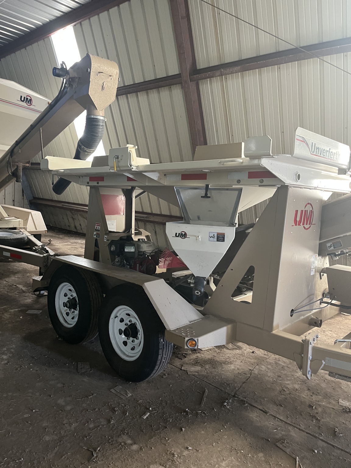  2022 Unverferth 410XL at Heritage Tractor in Streator, IL
