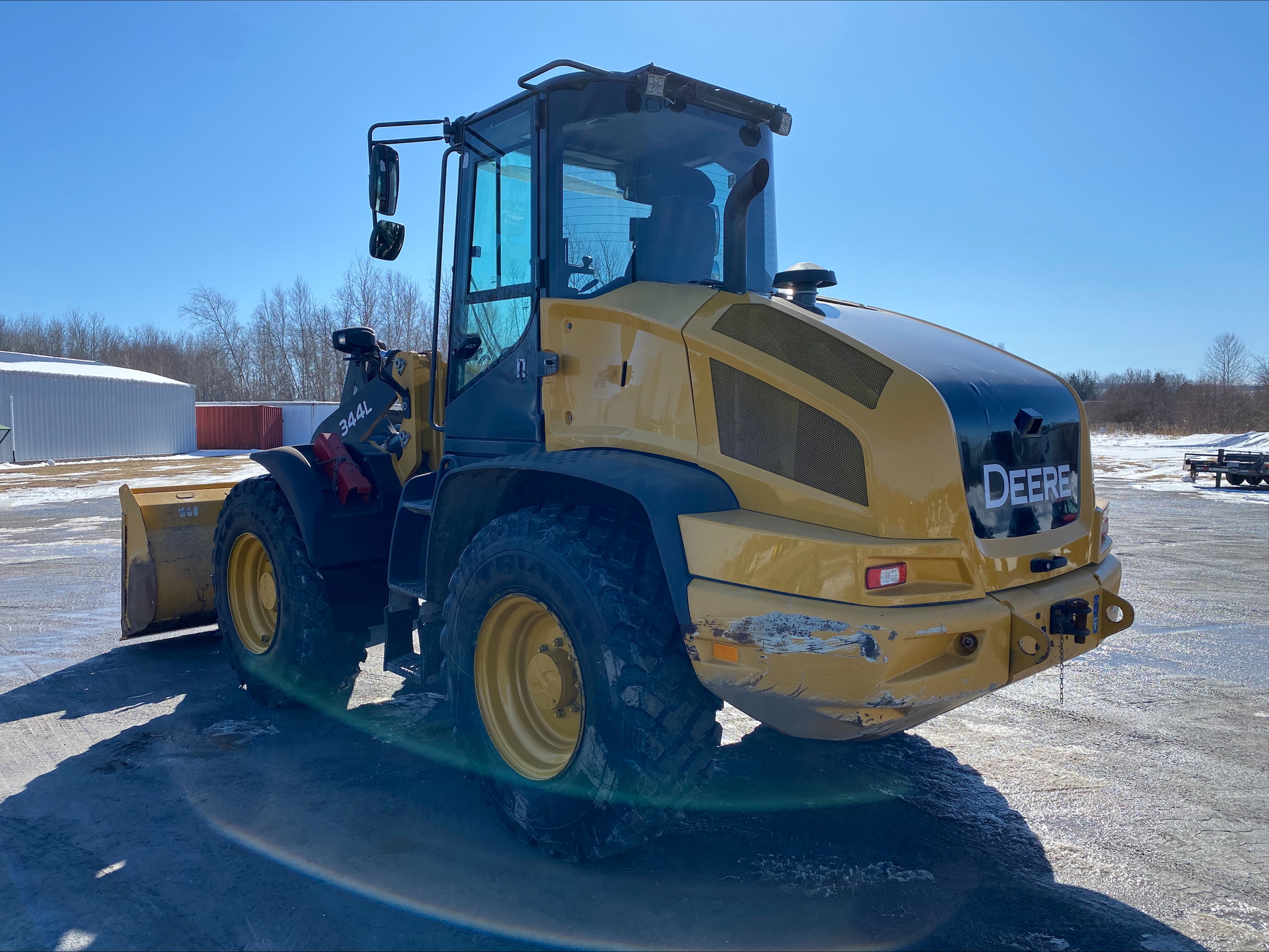 2019 John Deere 344L Image 4