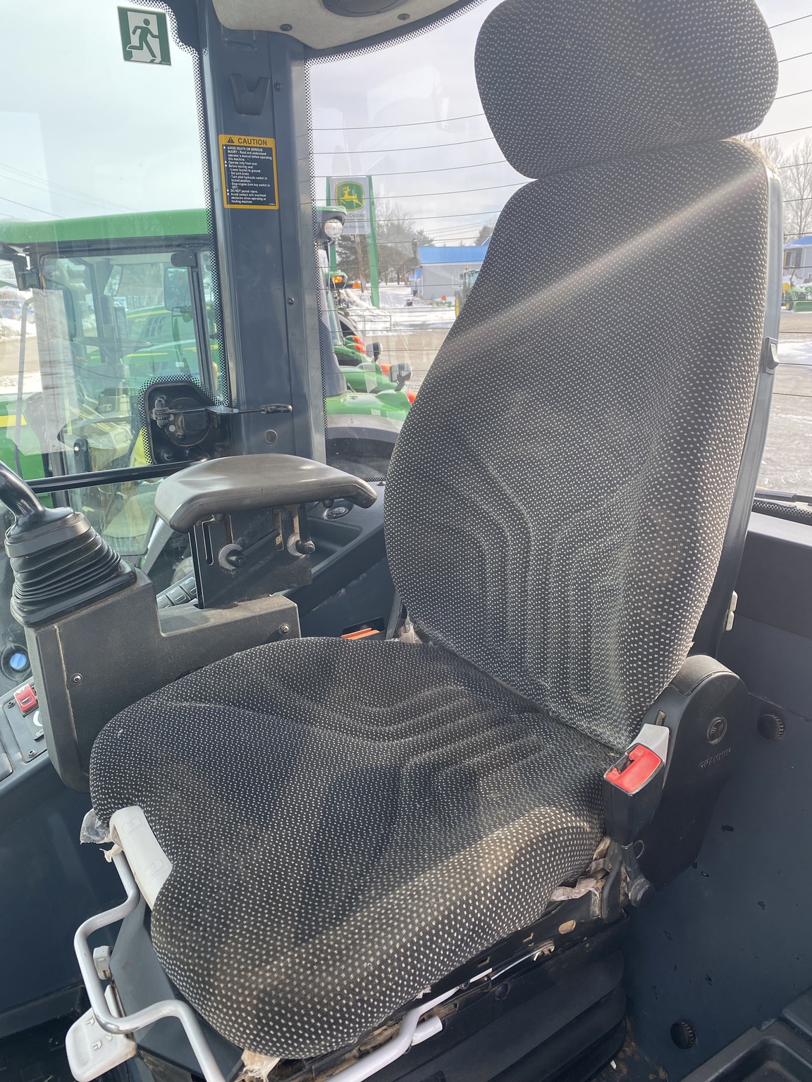 2019 John Deere 344L Image 9