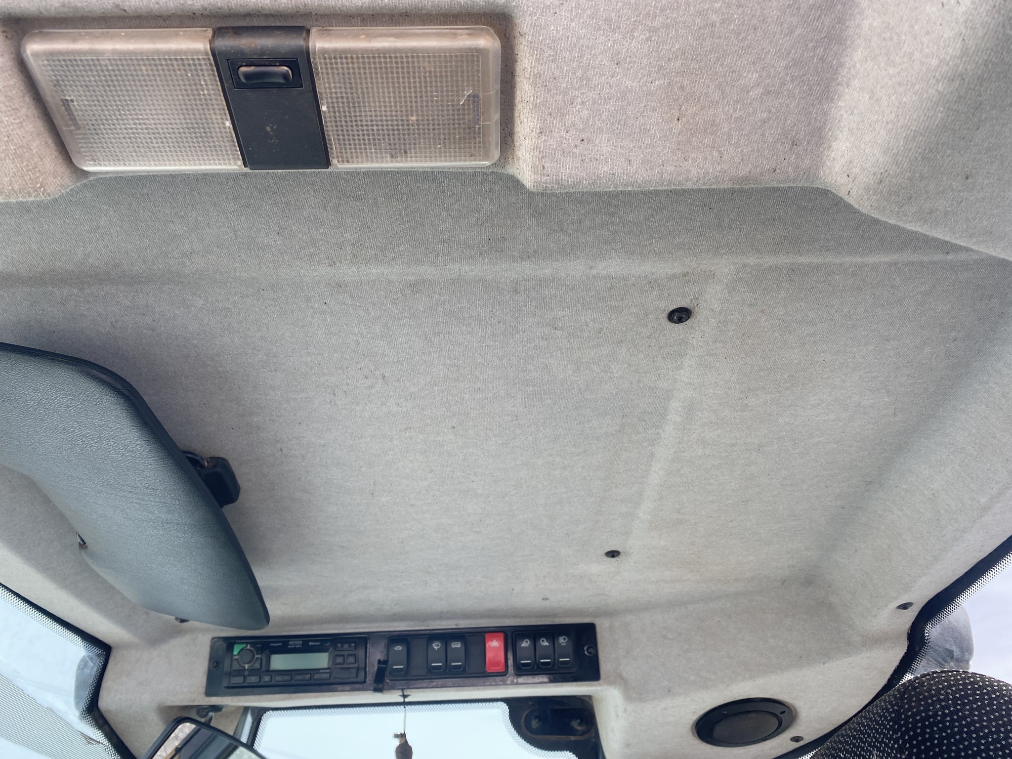 2019 John Deere 344L Image 12