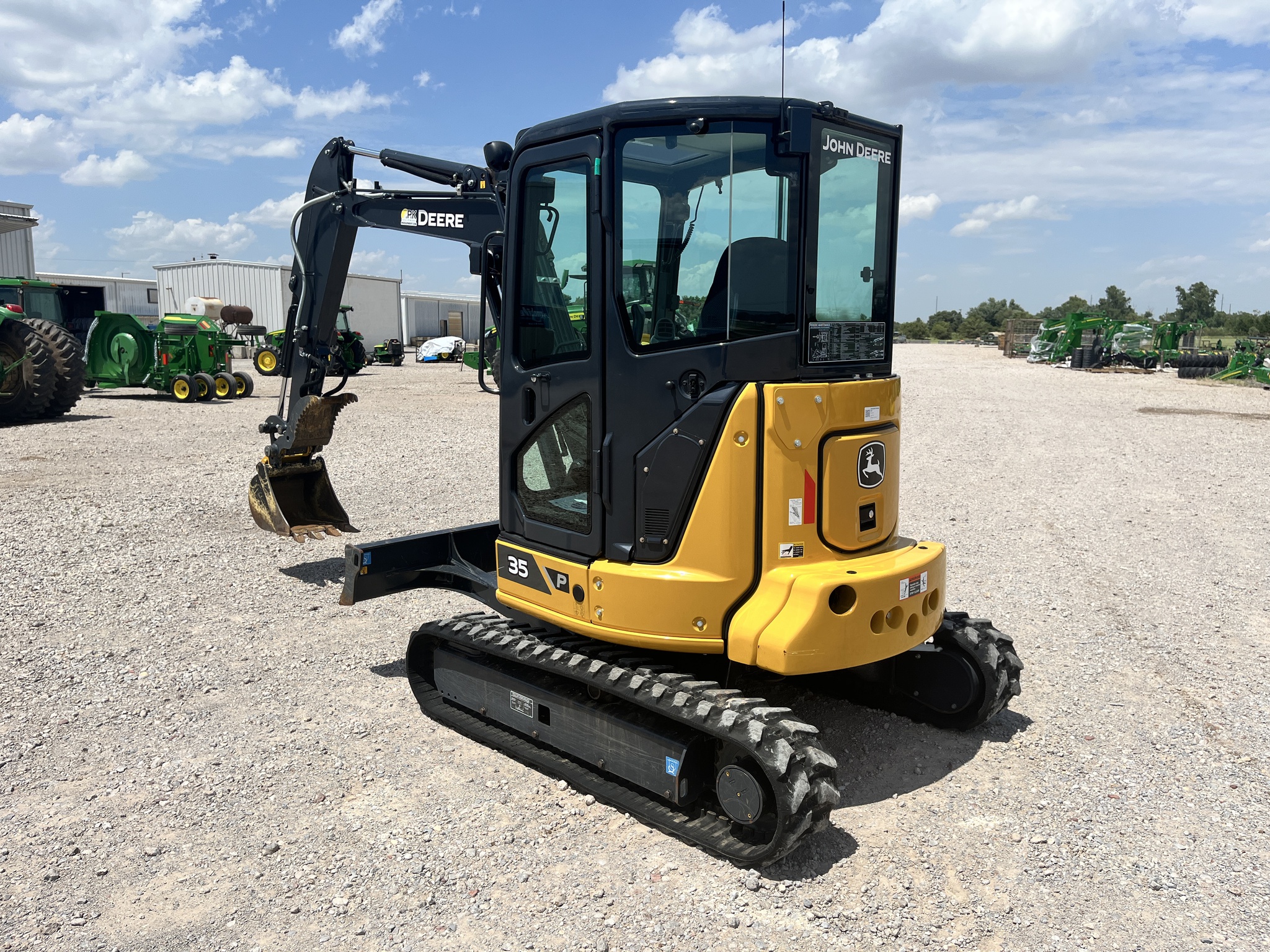 2023 John Deere 35 P Image 3