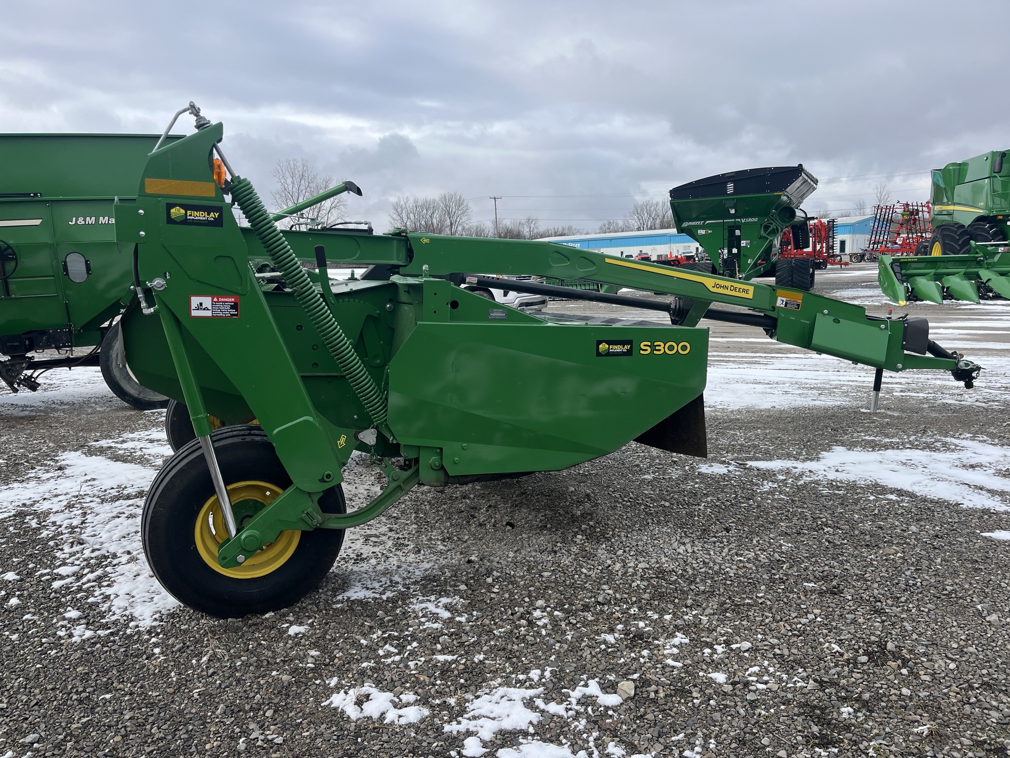 2021 John Deere S300 Image 11