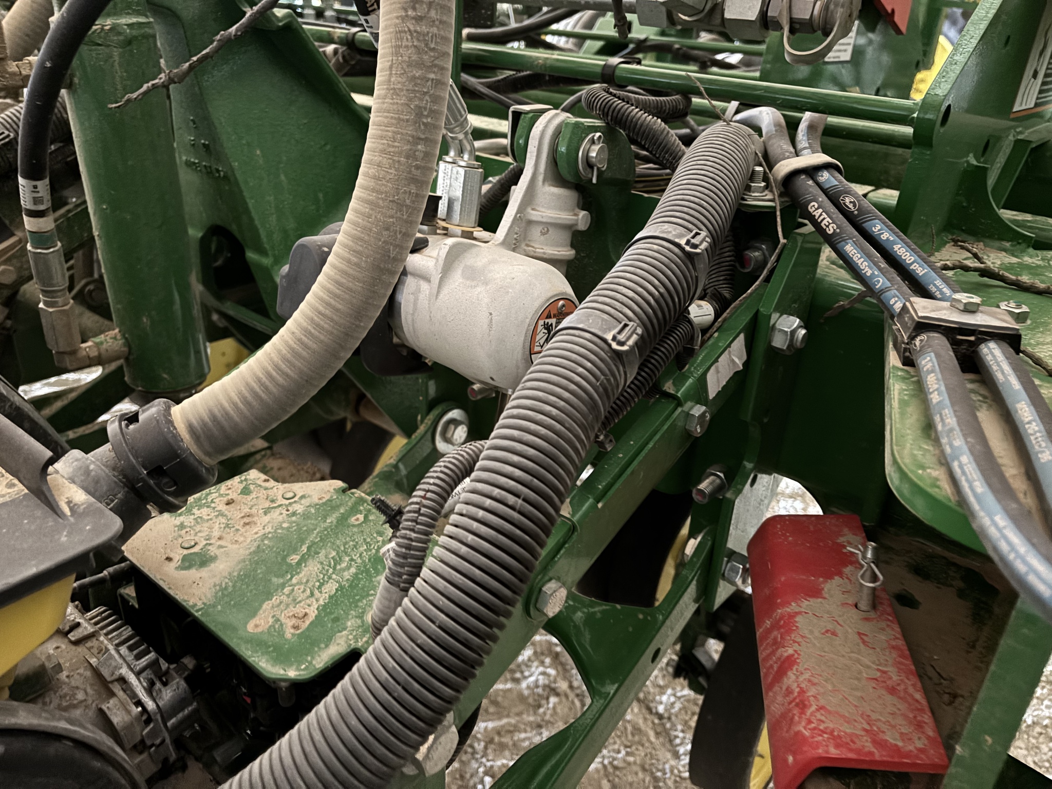 2024 John Deere 1775NT Image 9