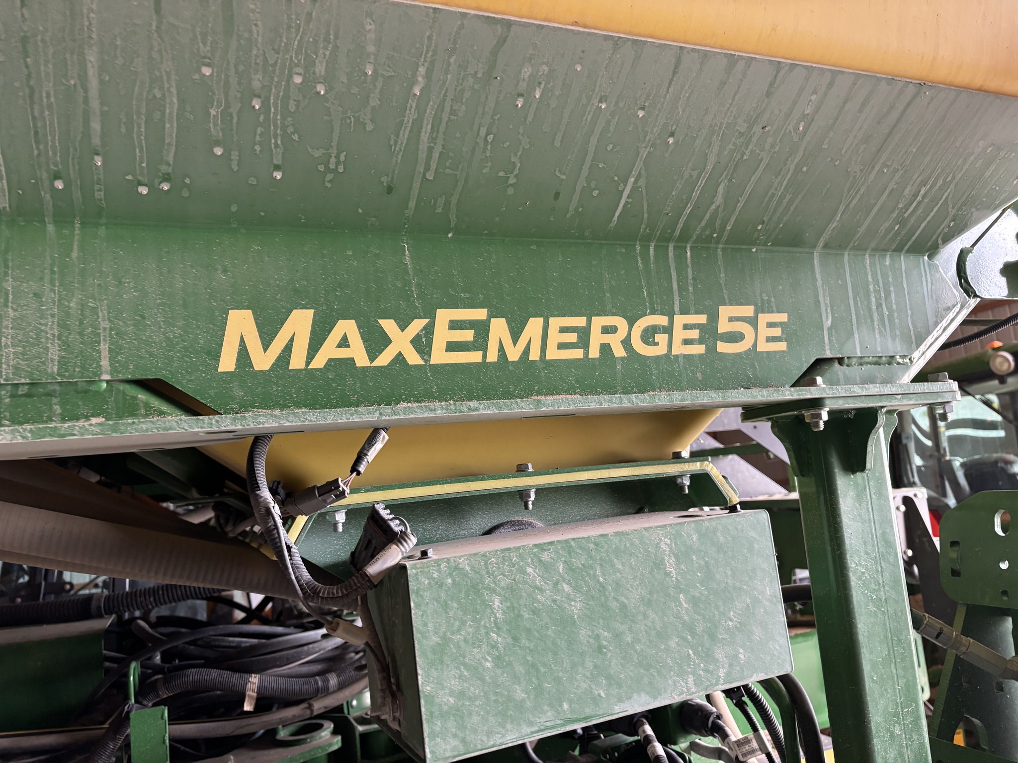 2024 John Deere 1775NT Image 4
