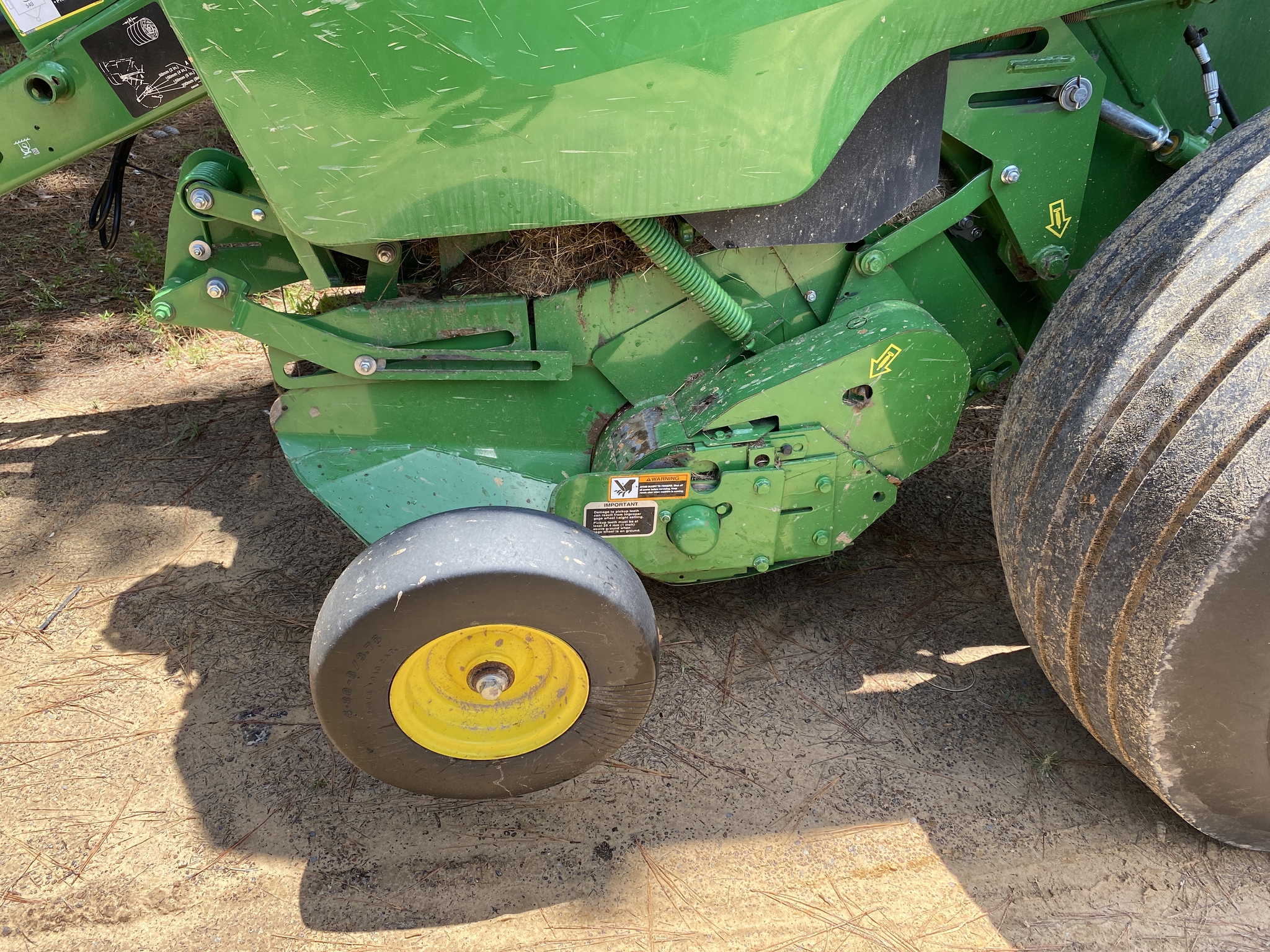 2024 John Deere 461M Image 31