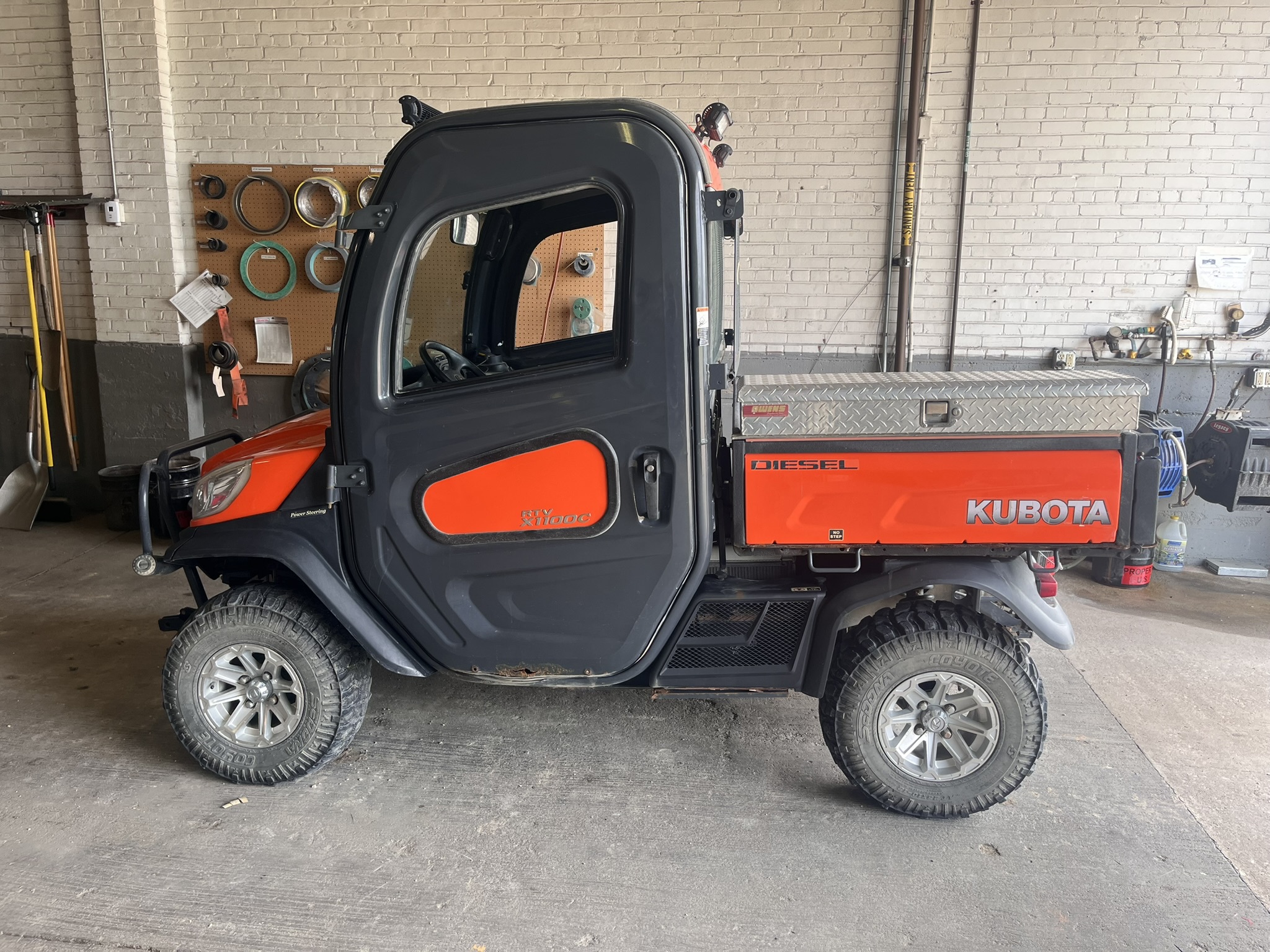 2015 Kubota RTV-X1100C Image 1