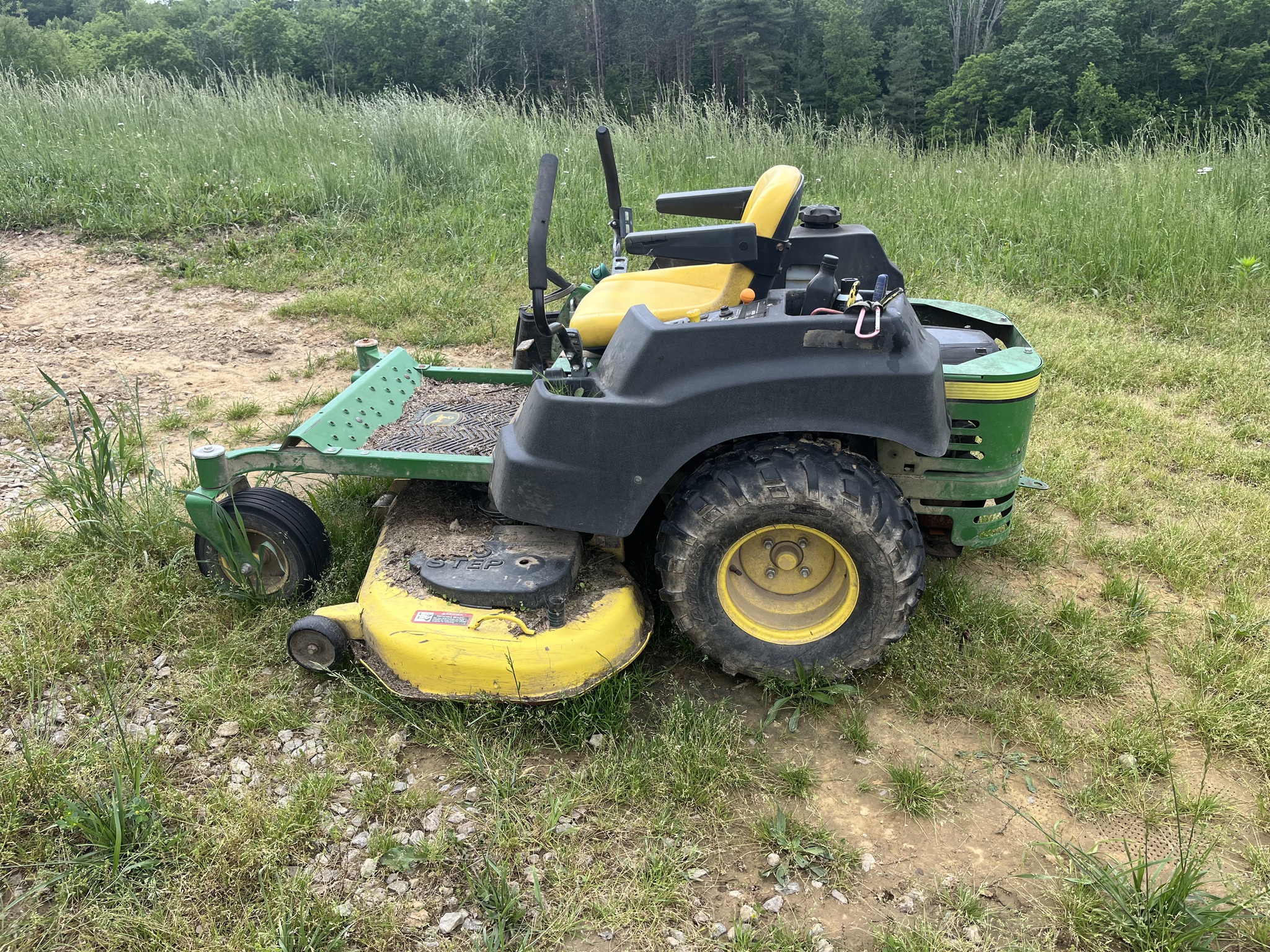 2015 John Deere Z425 Image 3