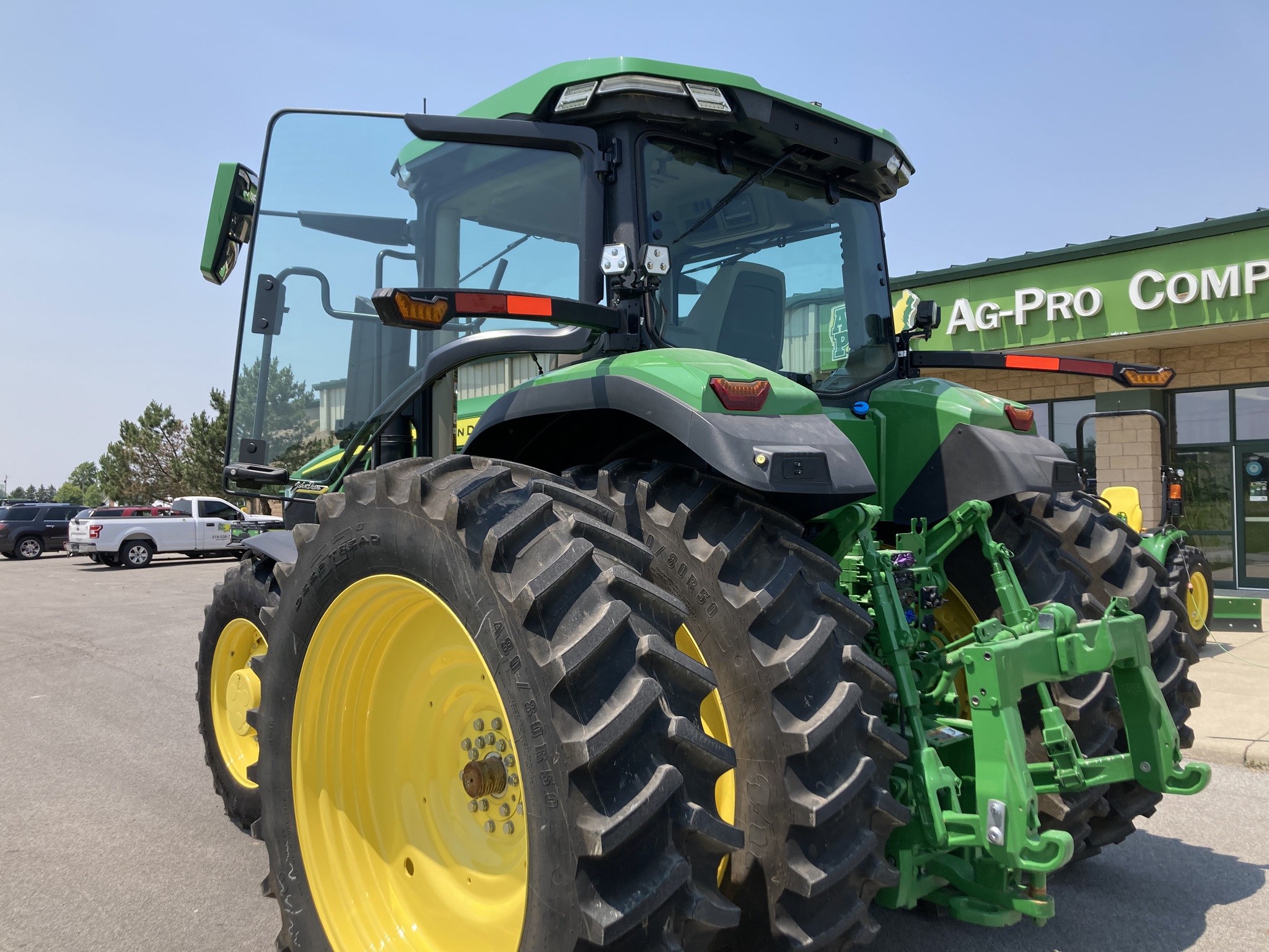 2024 John Deere 7R 310 Image 4