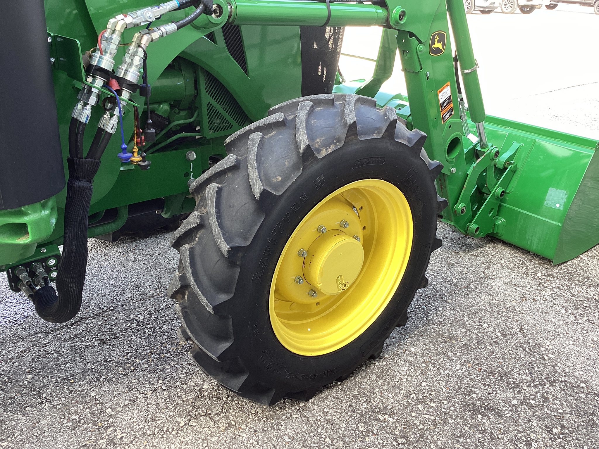 2024 John Deere 5090E Image 24