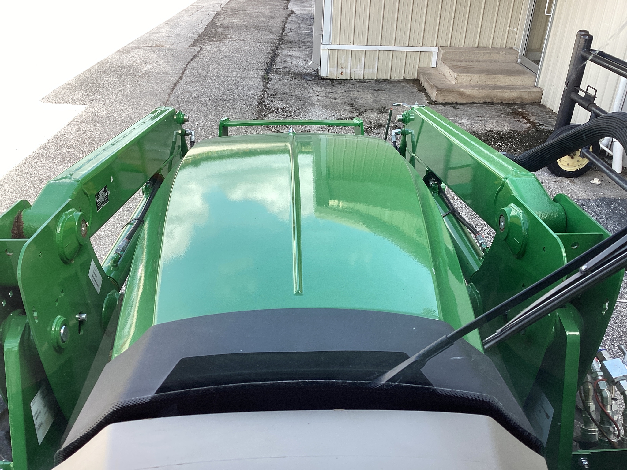 2024 John Deere 5090E Image 15