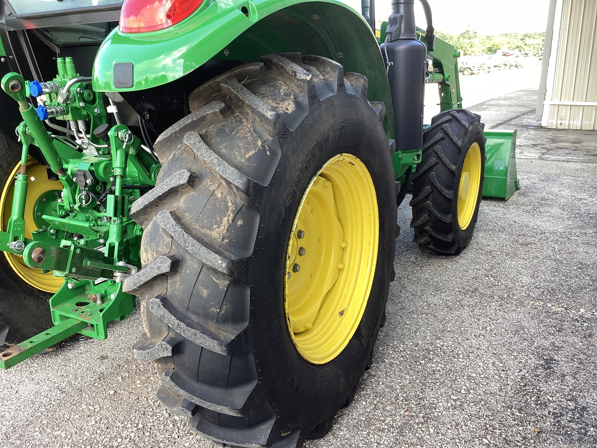 2024 John Deere 5090E Image 26