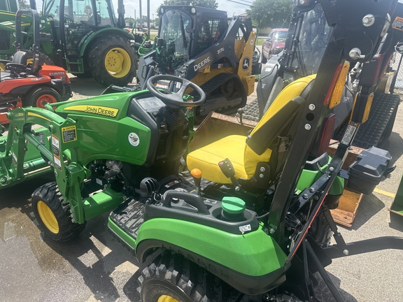 2023 John Deere 1025R Photo 2