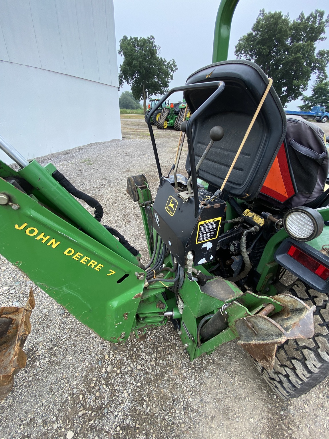 1996 John Deere 855 Image 10