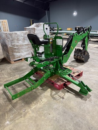 2024 John Deere 3033R-5