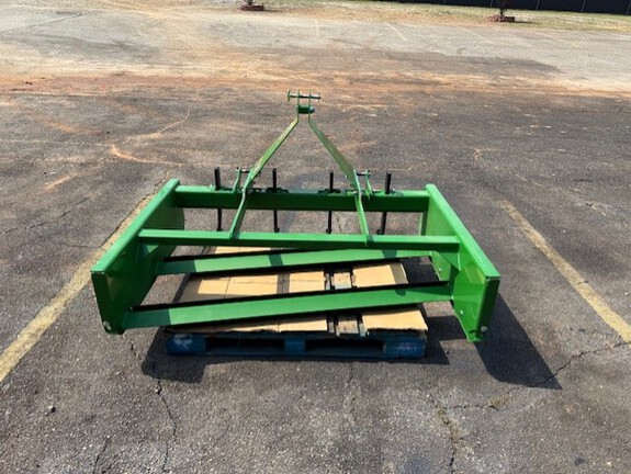 2024 John Deere 3033R-9