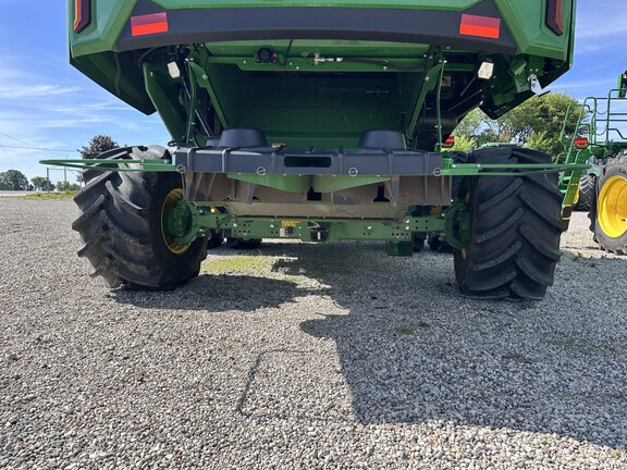 Photo of 2025 John Deere S7 700
