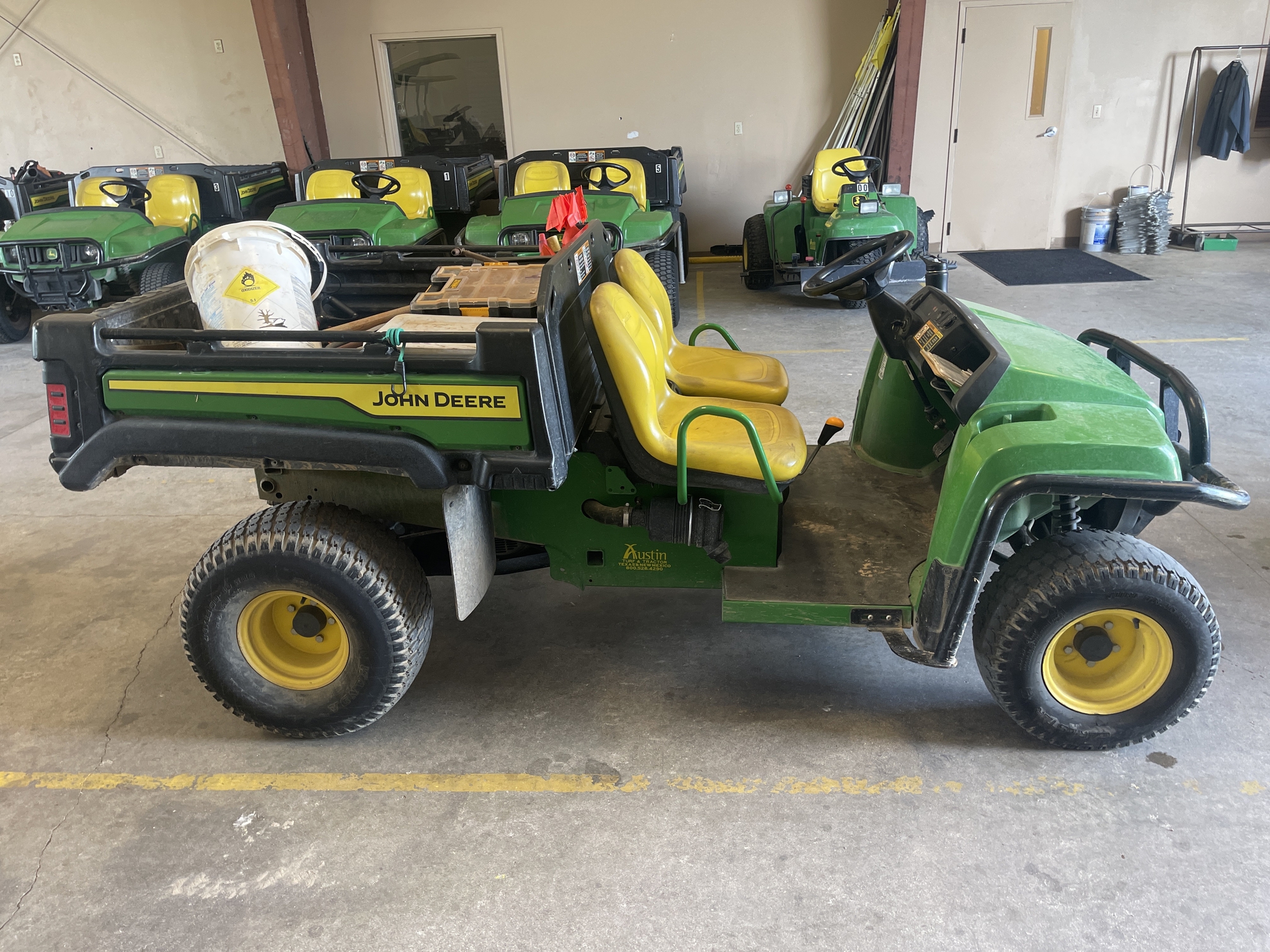 2021 John Deere Tx Turf Image 6