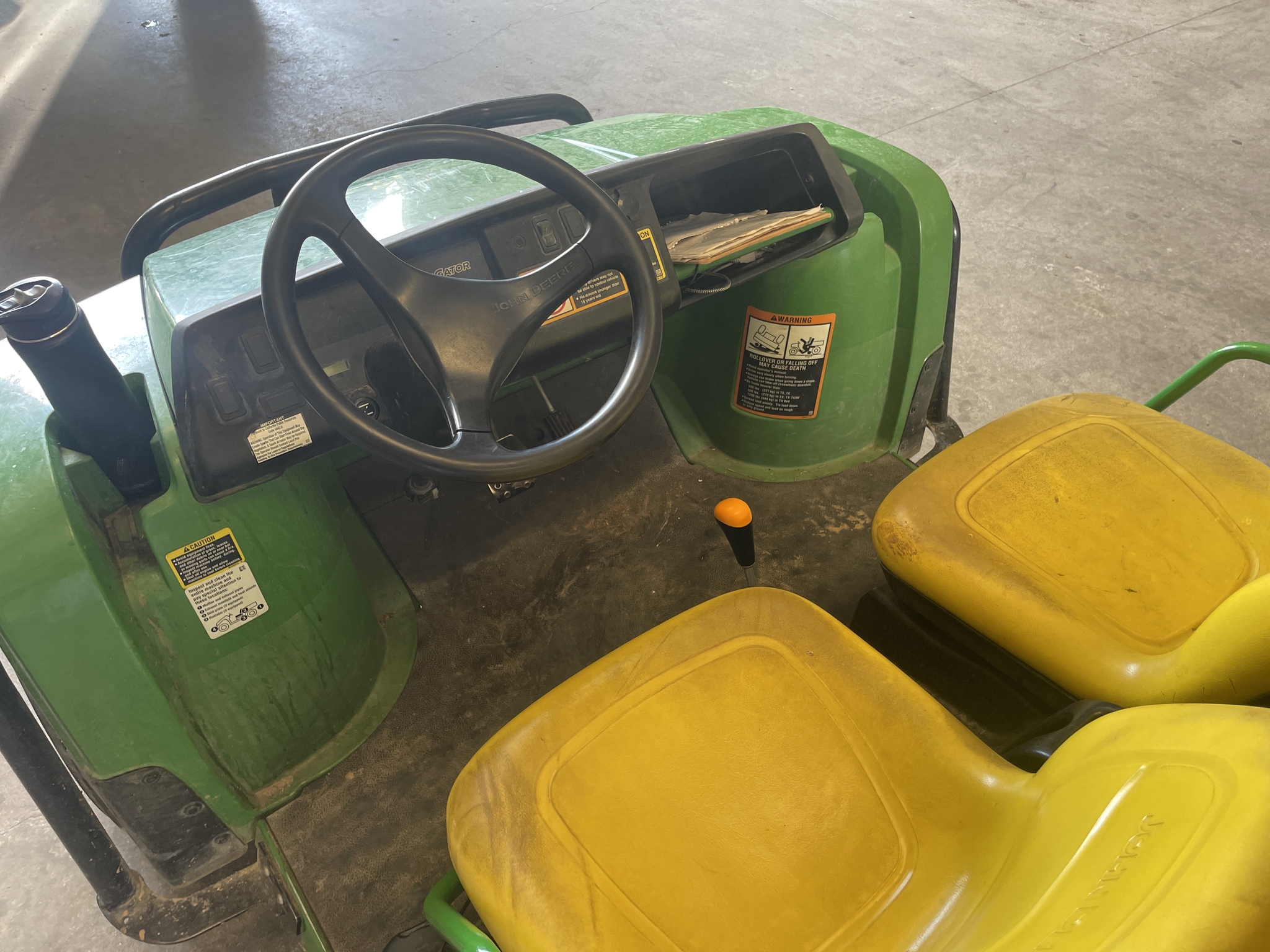 2021 John Deere Tx Turf Image 13