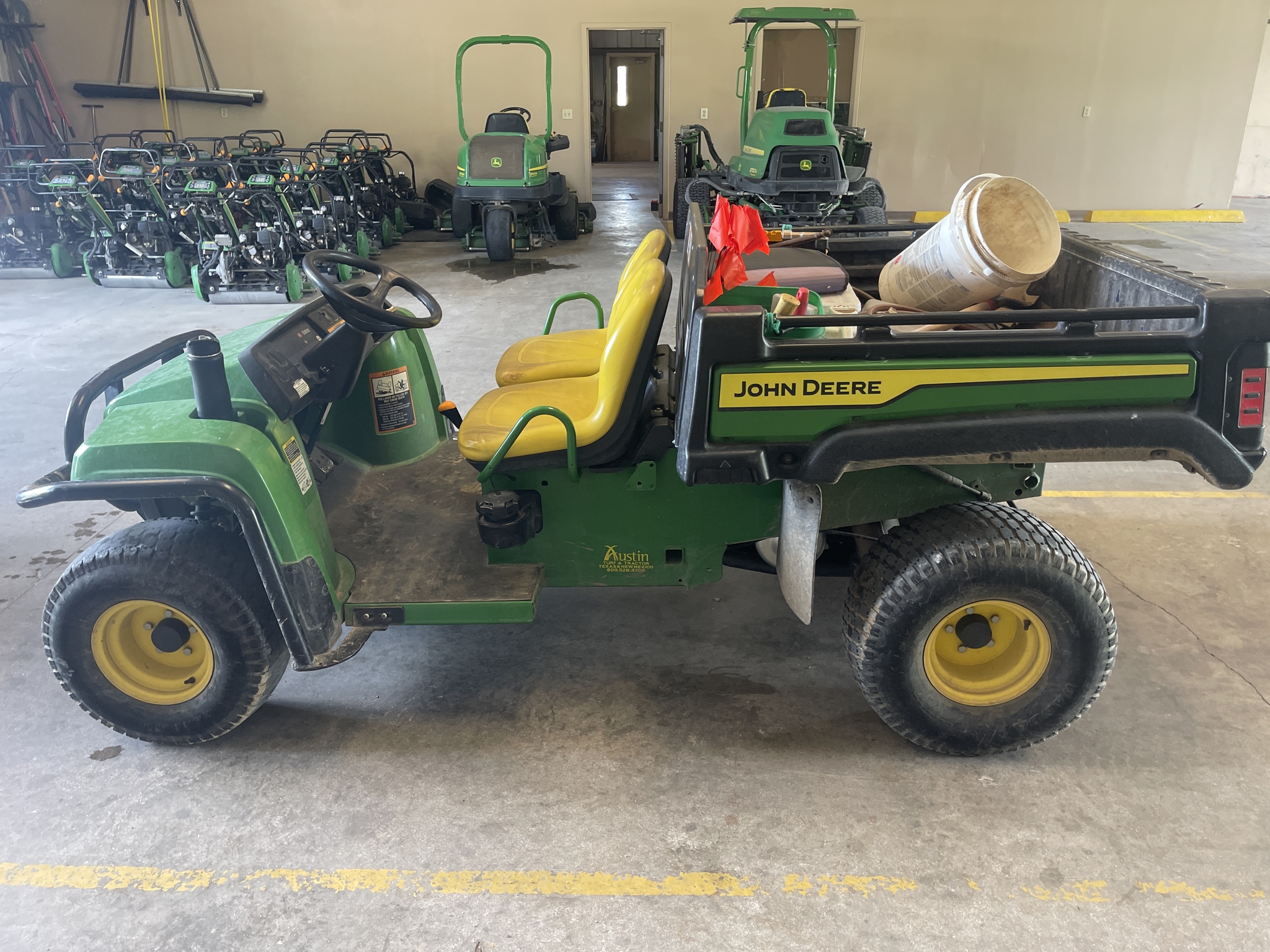 2021 John Deere Tx Turf Image 1