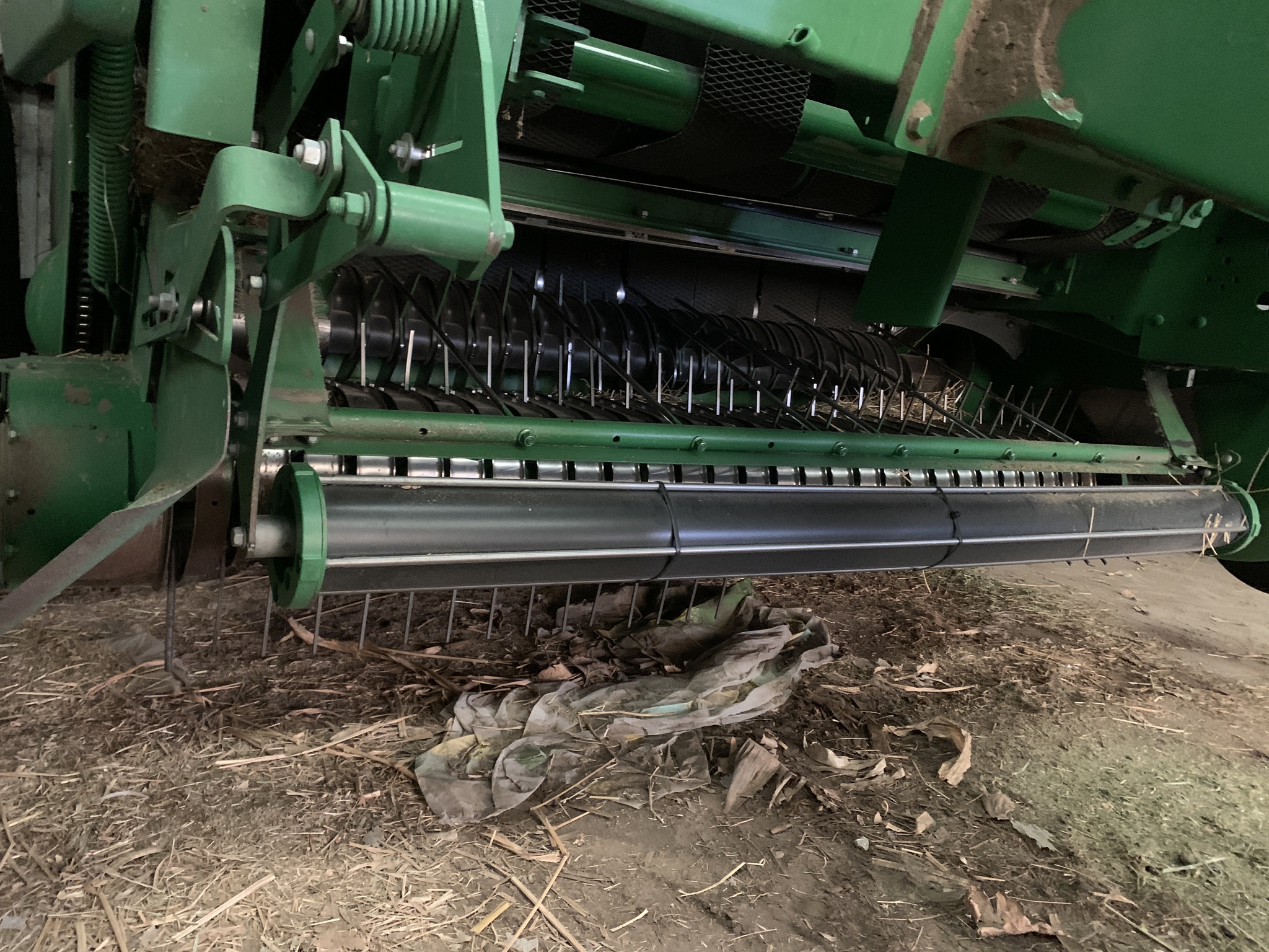 2020 John Deere 560M Image 7