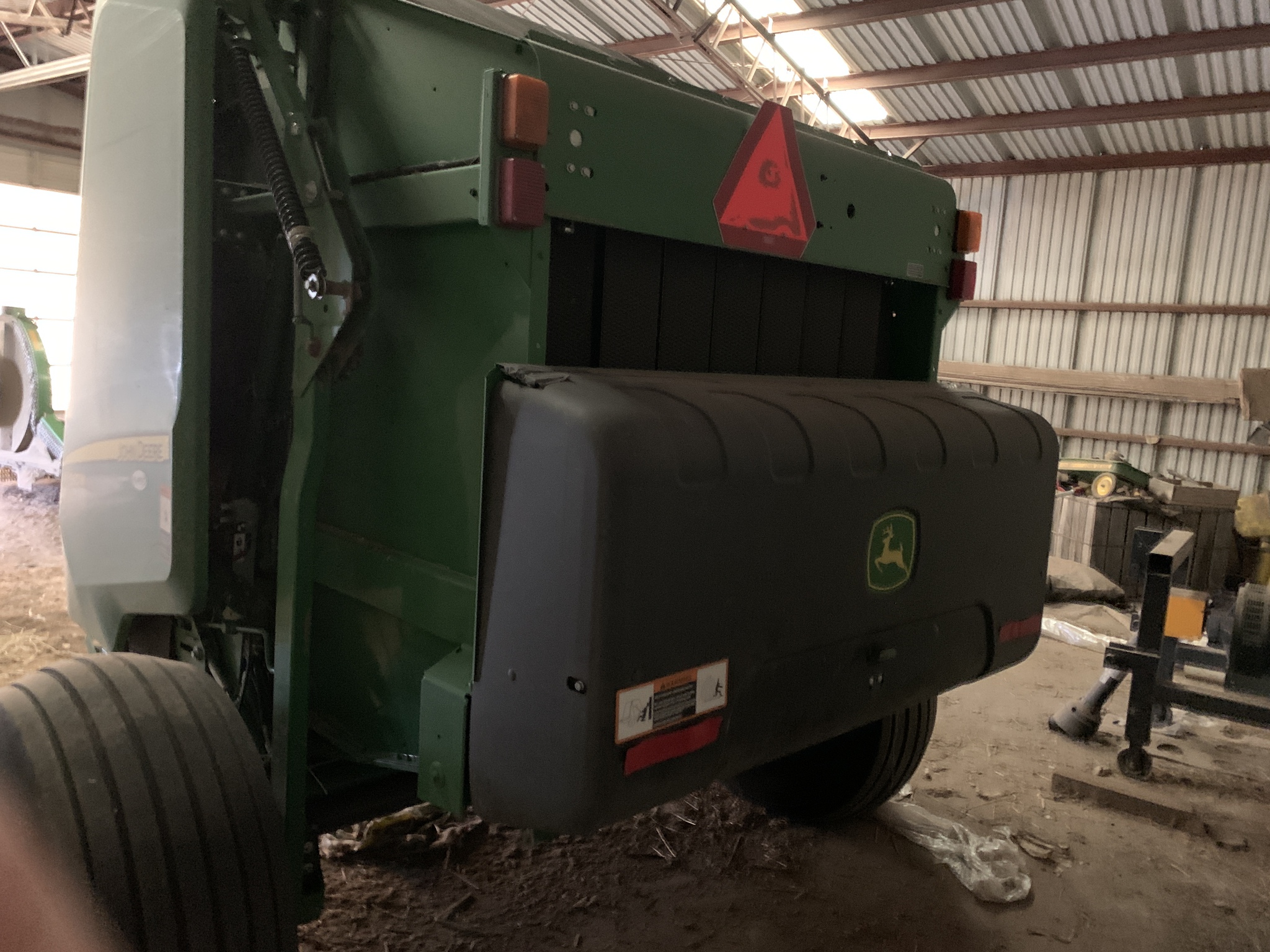 2020 John Deere 560M Image 4