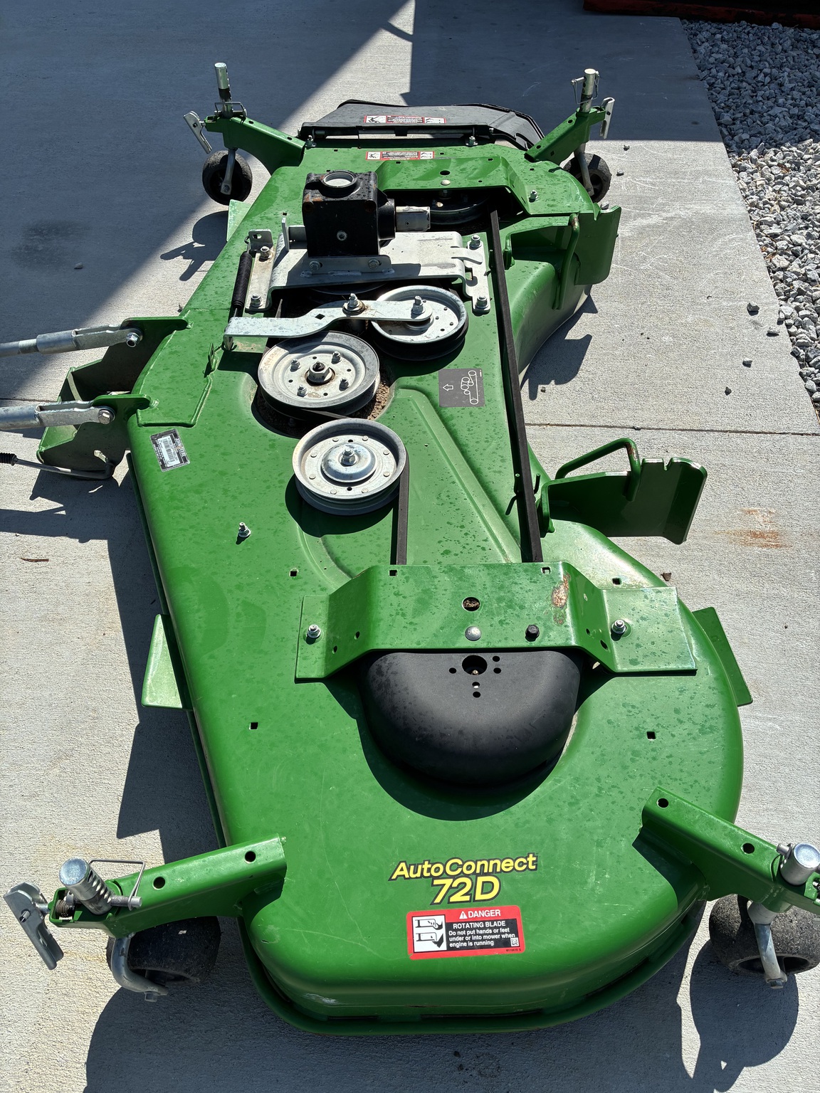 2022 John Deere 3039R Image 18