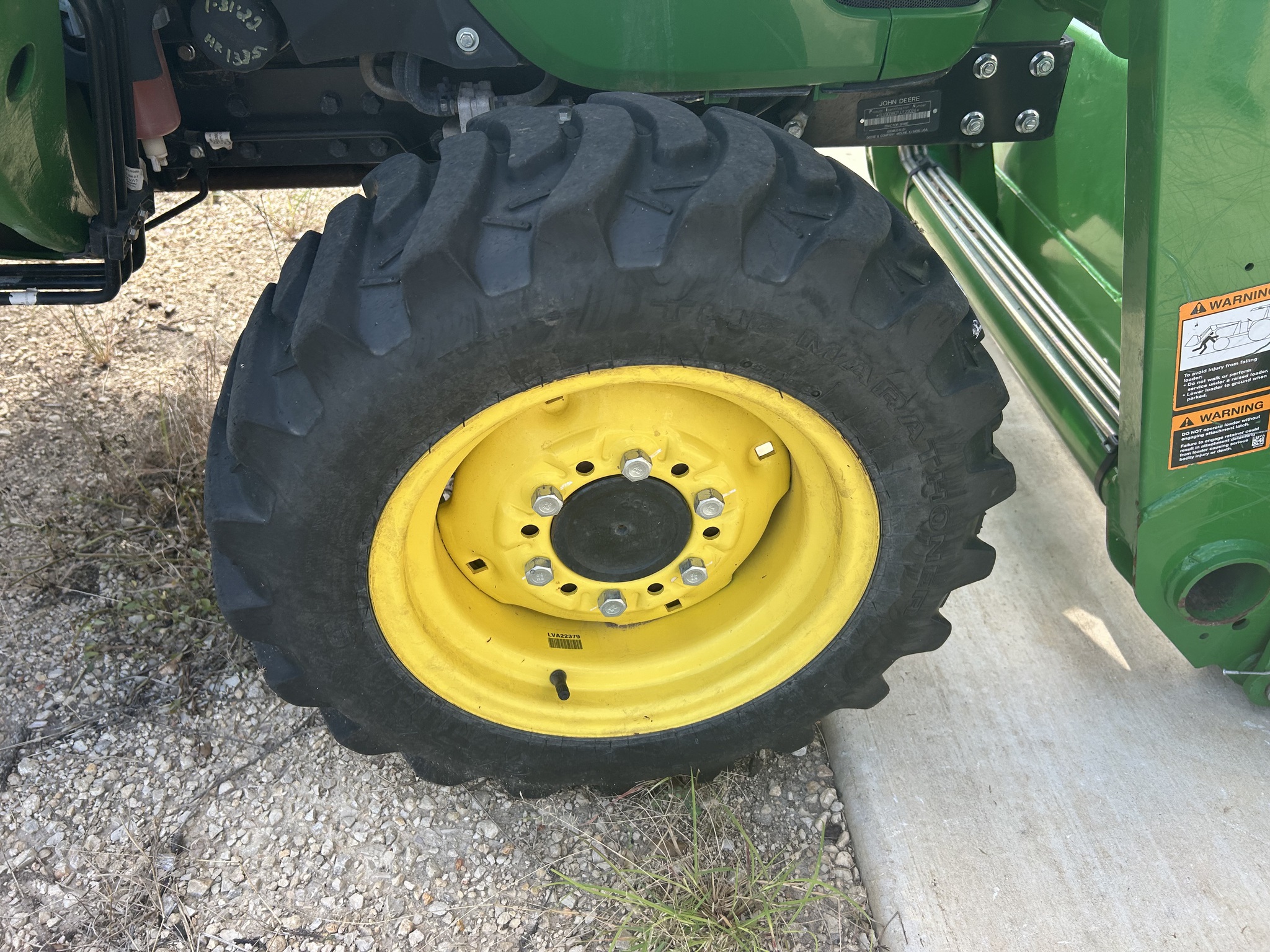 2018 John Deere 3038E Image 11