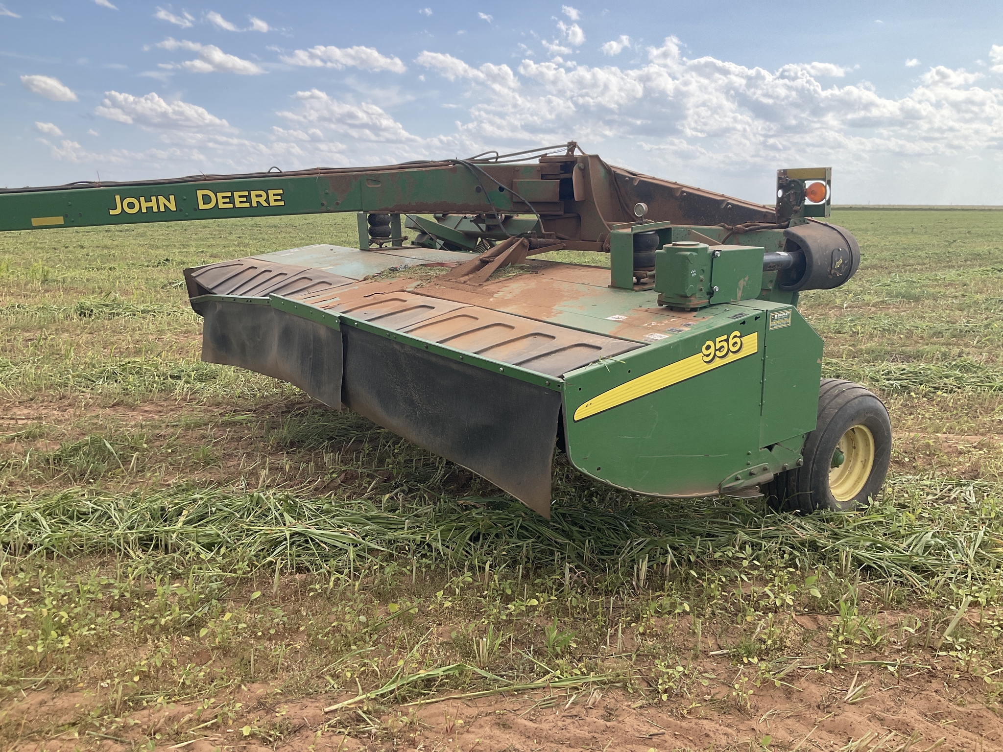 2016 John Deere 956 Image 1