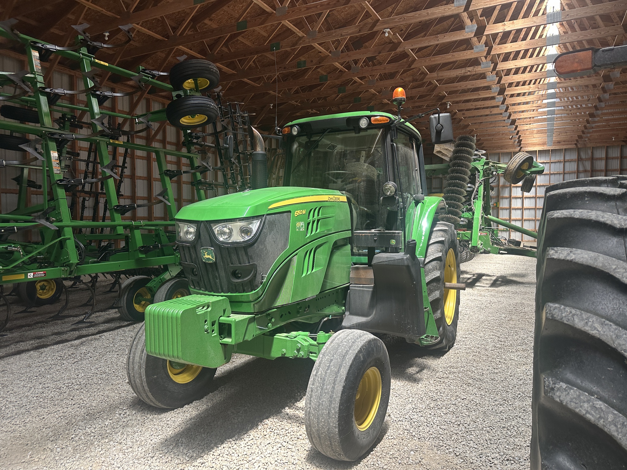 2014 John Deere 6150M Cab Image 1