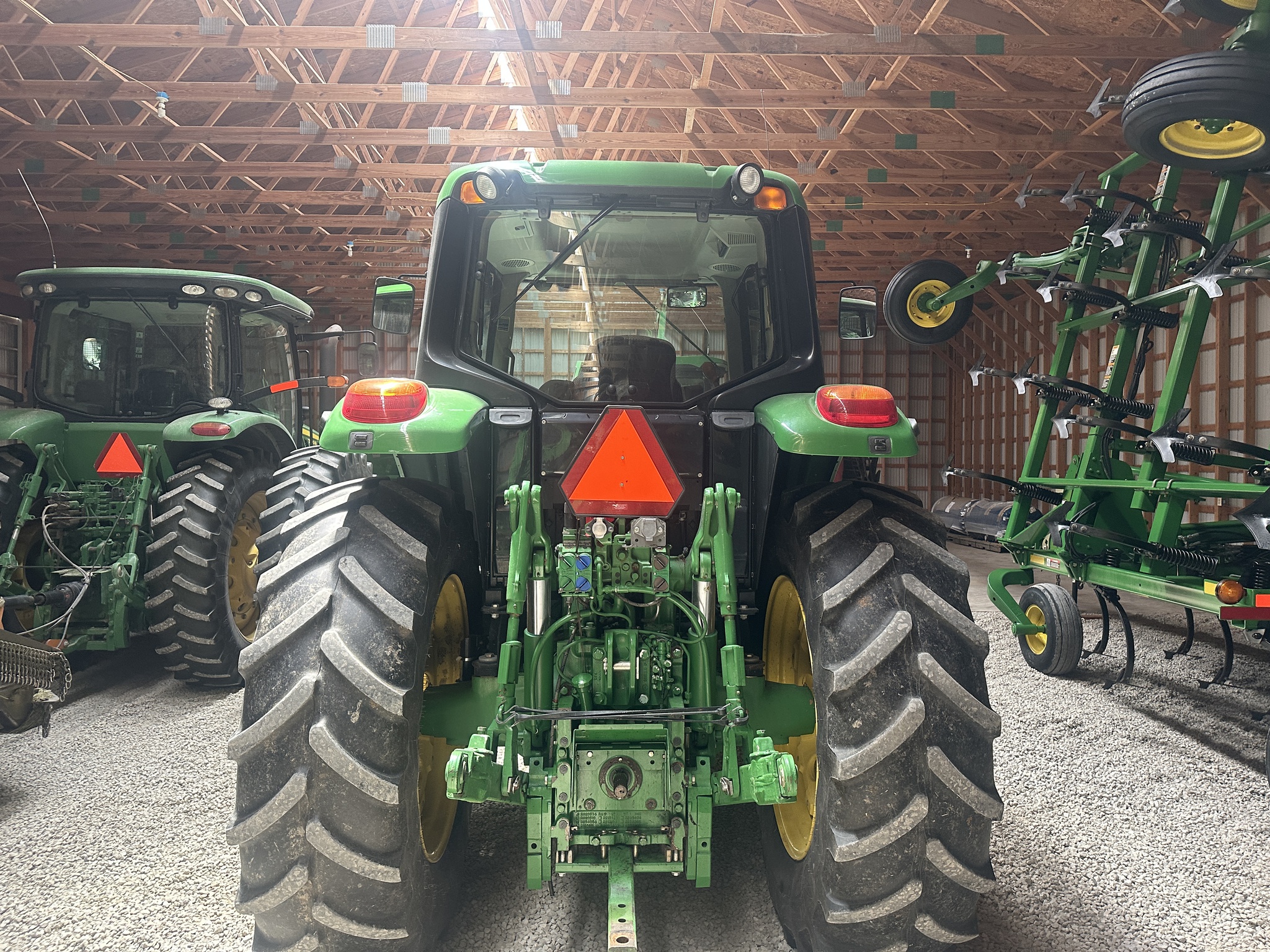 2014 John Deere 6150M Cab Image 6