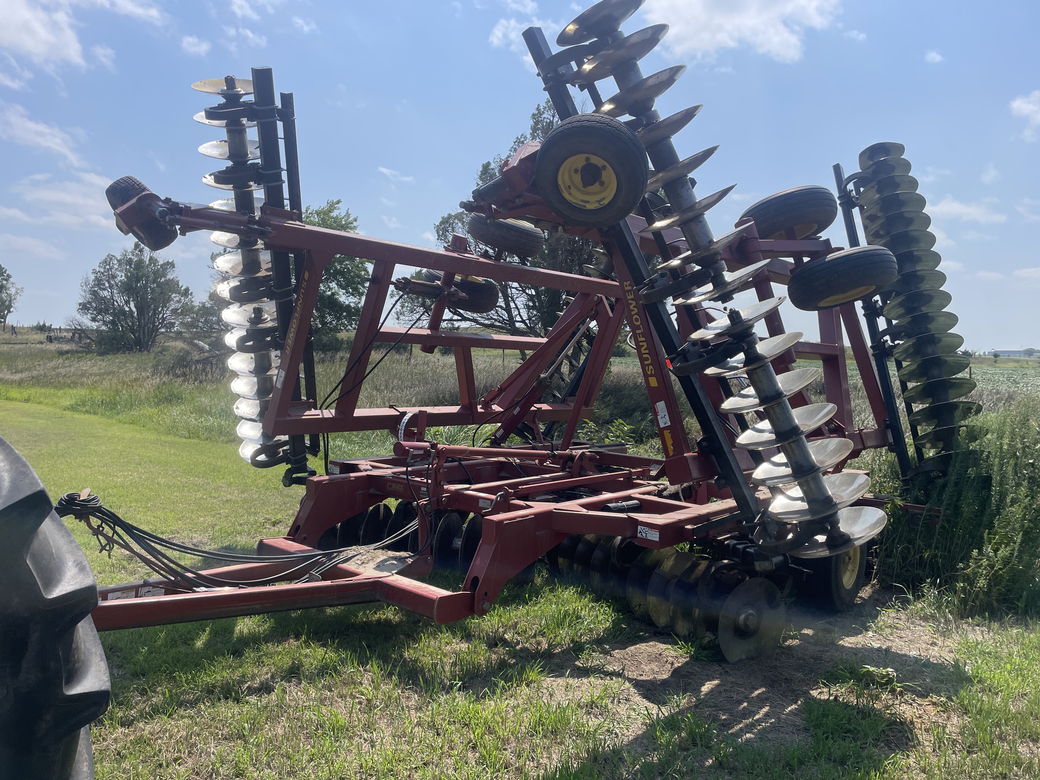 2001 Sunflower 1434-36 Image 2