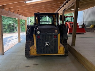 Photo of 2017 John Deere 323E