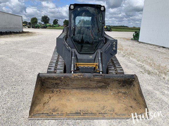 Photo of 2017 John Deere 323E