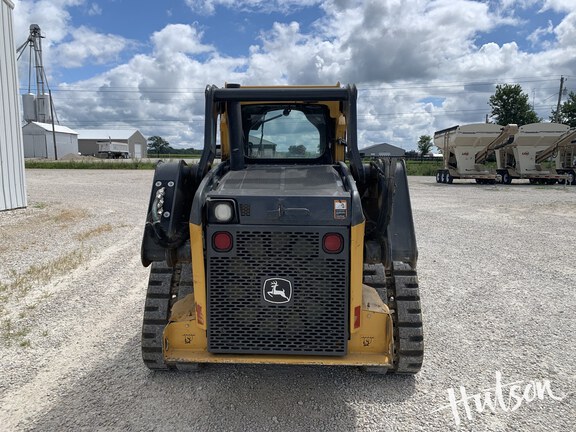 Photo of 2017 John Deere 323E