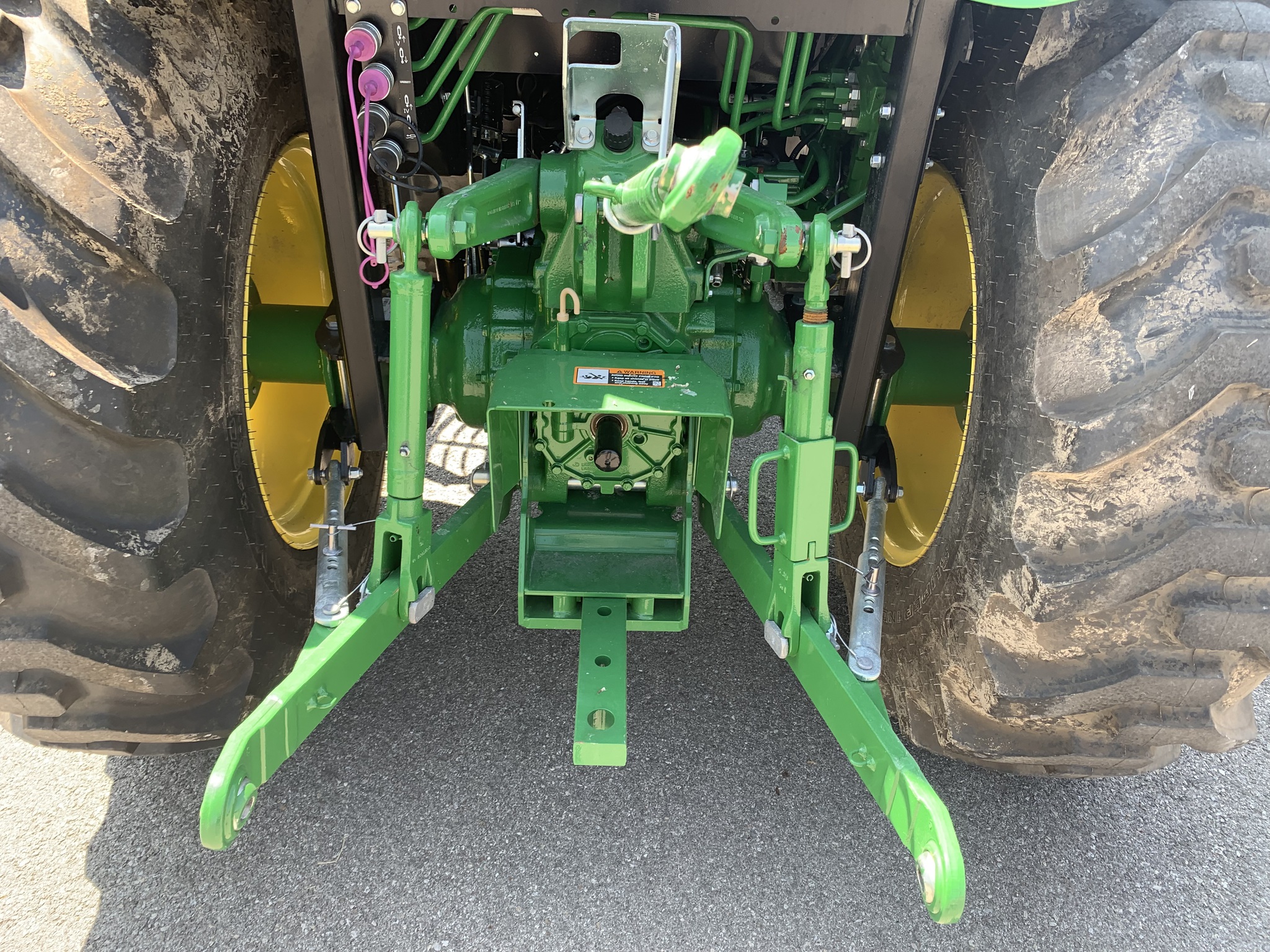 2024 John Deere 4044R Image 7