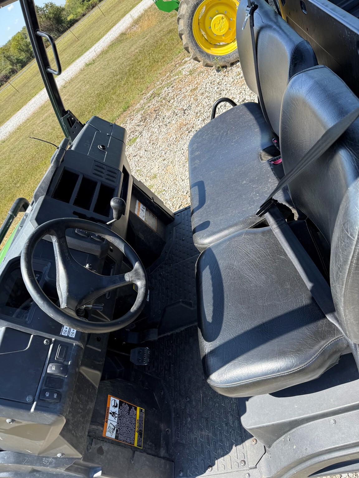 2024 John Deere XUV 835M Image 9