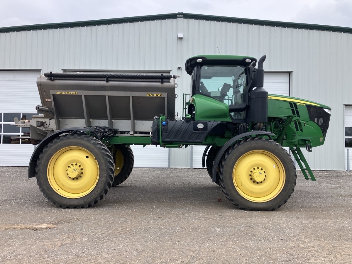 2021 John Deere R4038 Image 4