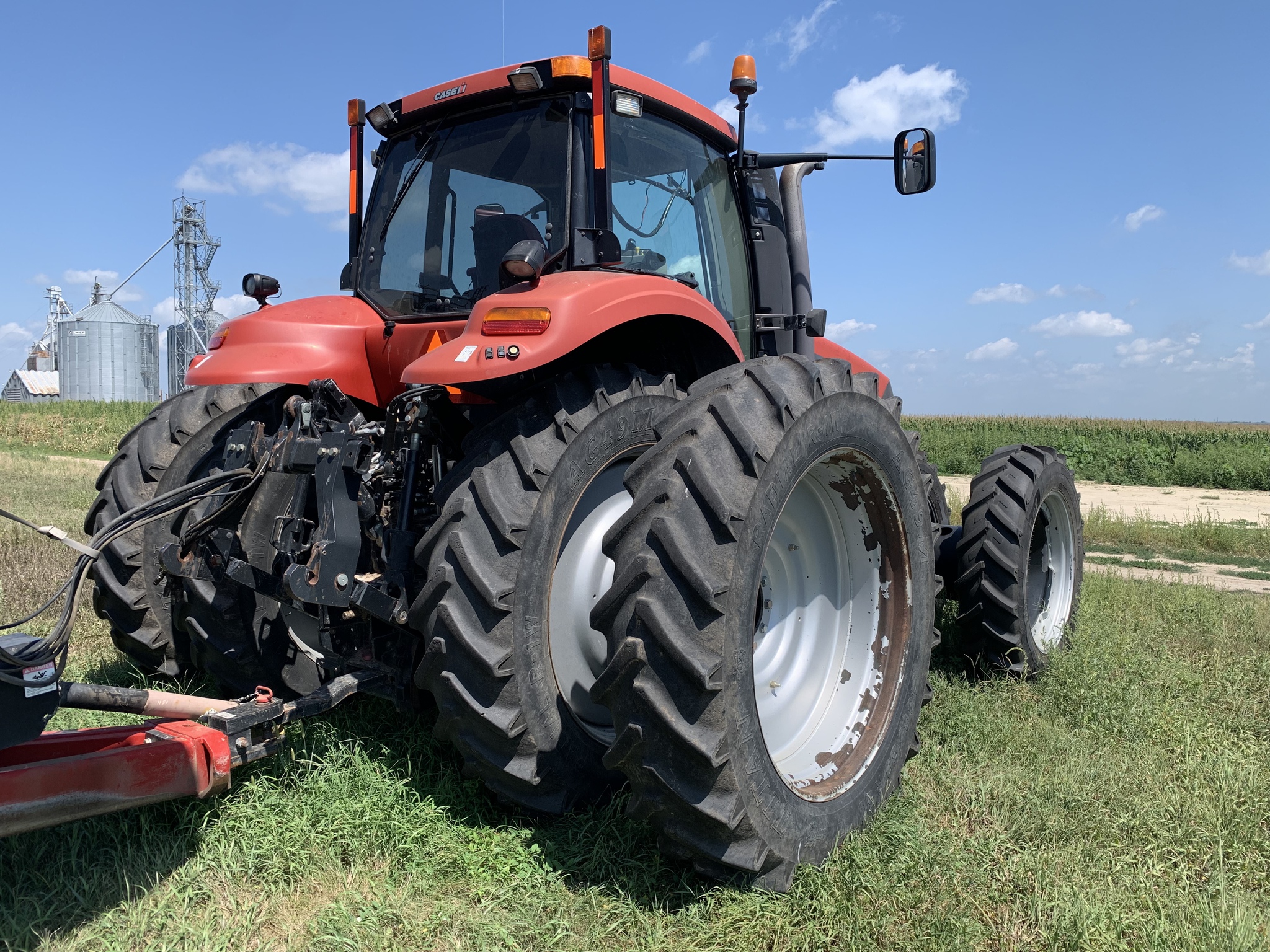 2011 Case IH Magnum 315 Image 4