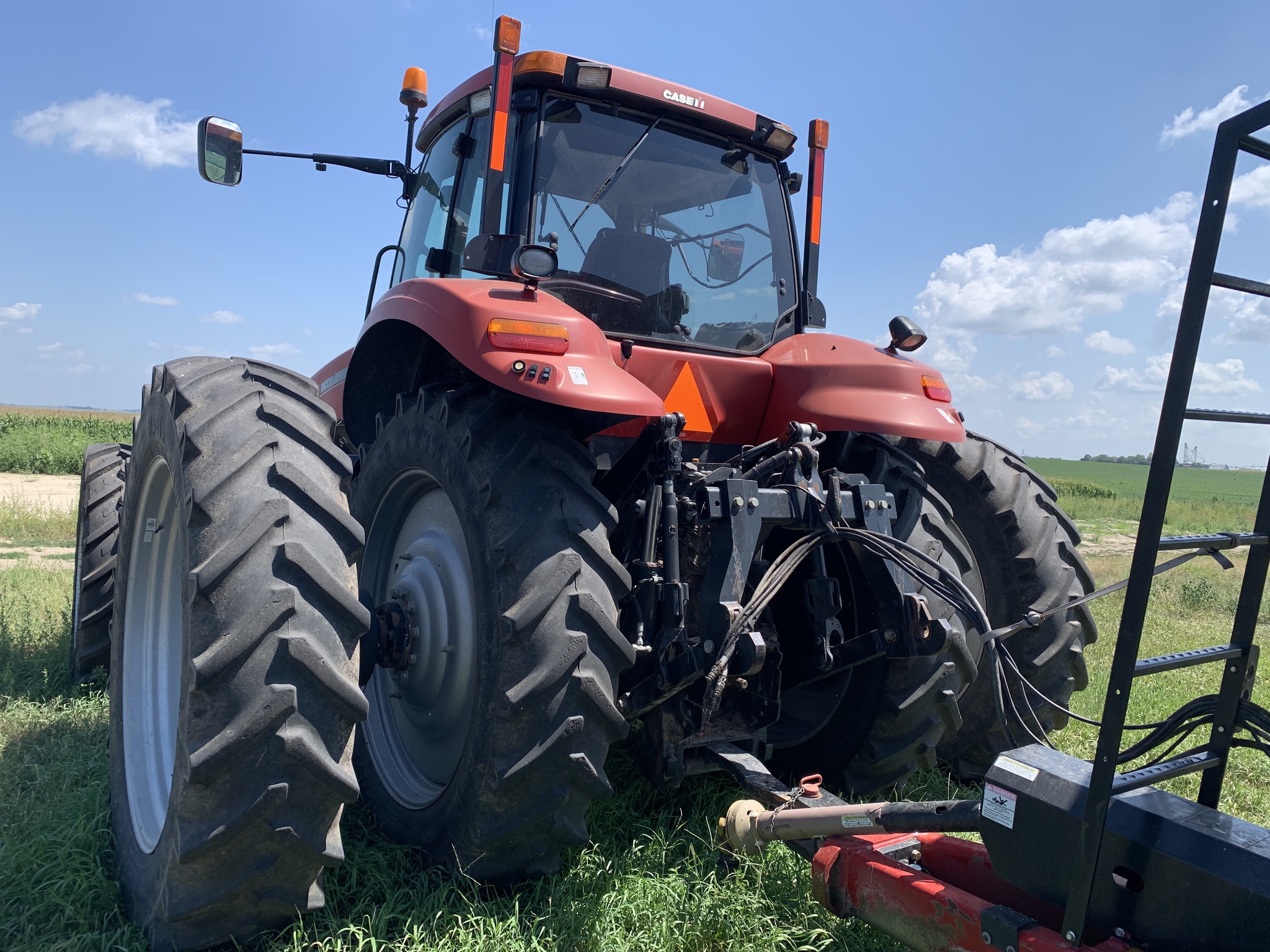 2011 Case IH Magnum 315 Image 3