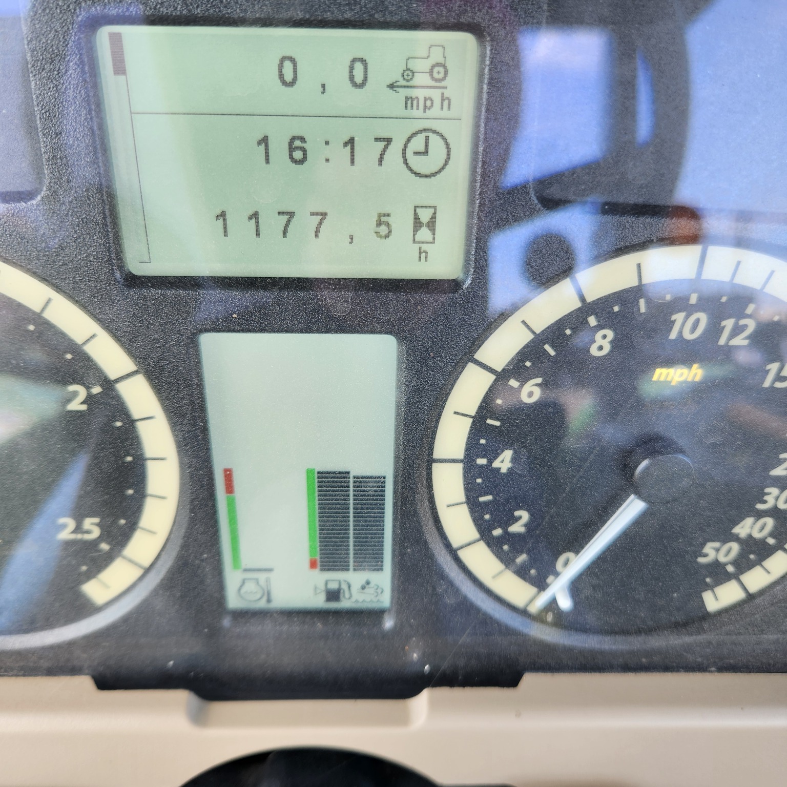 2021 John Deere 6120M Image 12