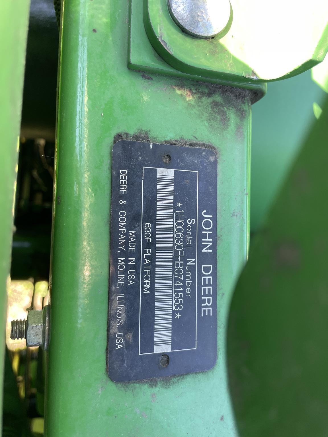 2011 John Deere 630F Image 2